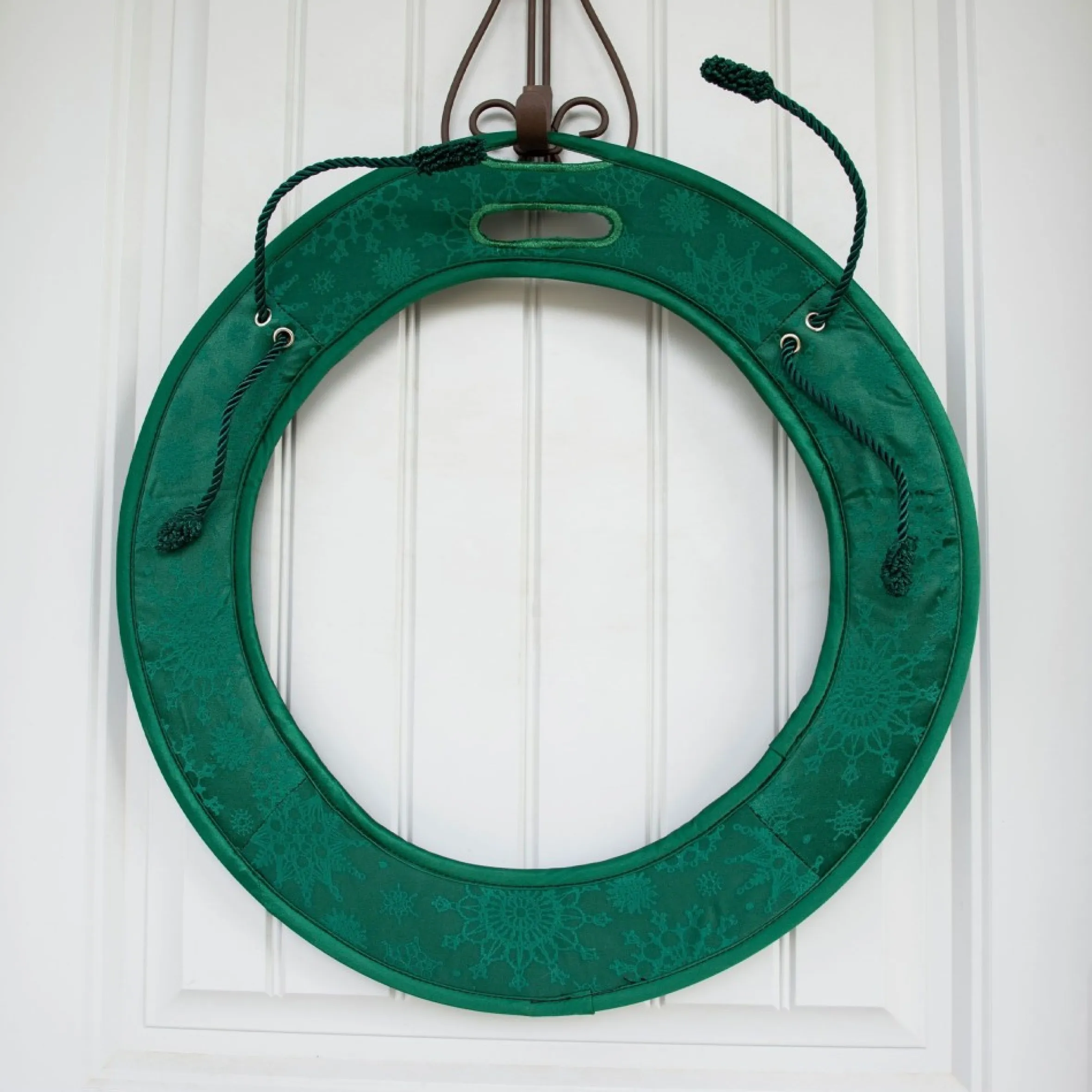 17" Basil Green Christmas Deluxe Door Saver Protective Wreath Pad