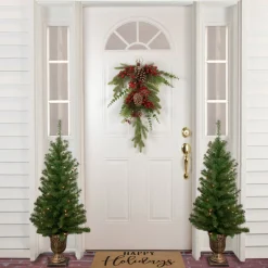 28" Berry Pine And Eucalyptus Artificial Teardrop Christmas Swag - Unlit