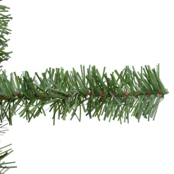 Canadian Pine Artificial Christmas Wreath, 30-Inch, Unlit