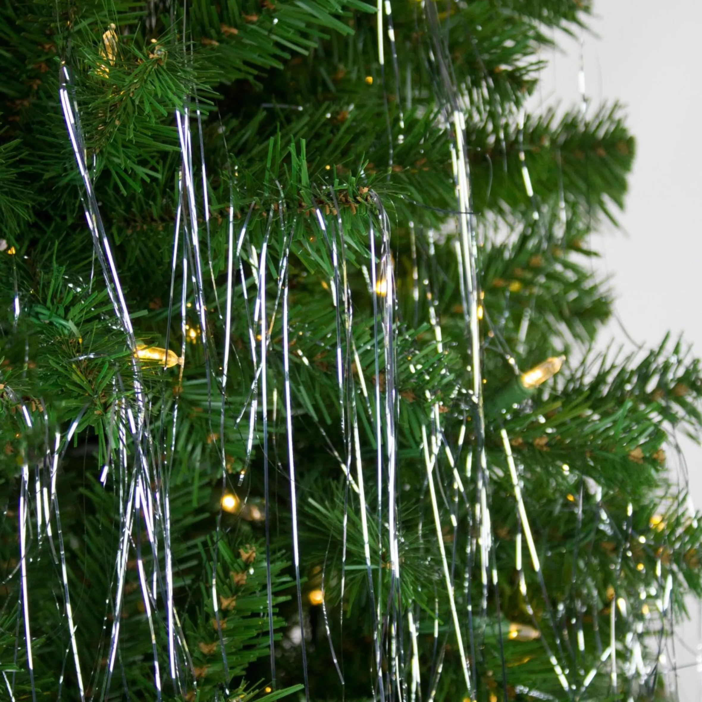 1000Ct Silver Tinsel Icicle Strands - 18" Christmas Decorations