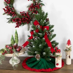 18" Green And Red Round Mini Christmas Tree Skirt