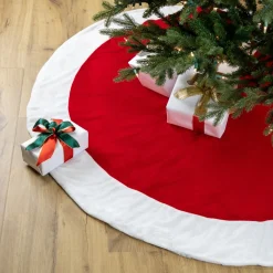 18" Mini Red And White Christmas Tree Skirt