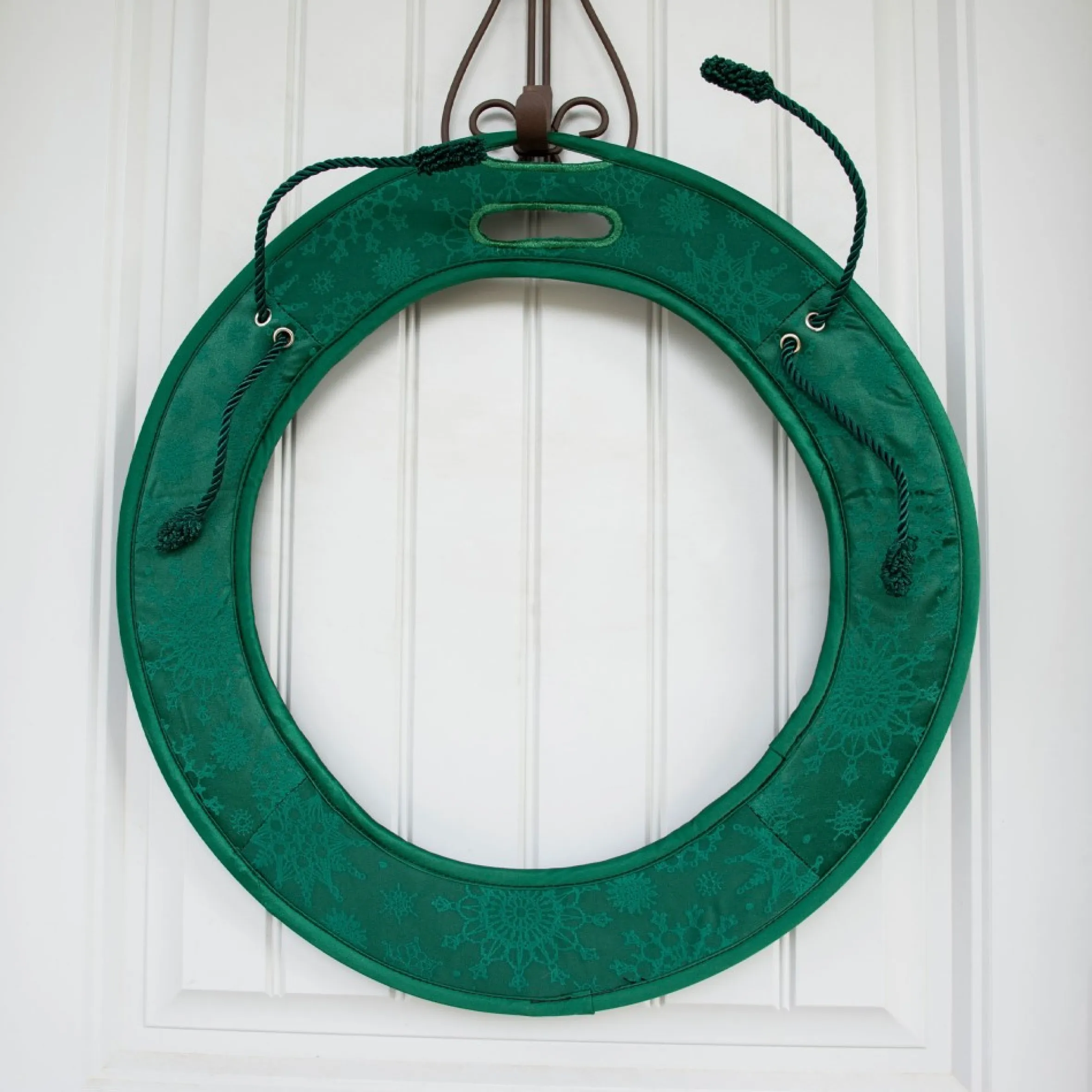 30" Oversized Green Snowflake Christmas Wreath Deluxe Door Saver With Ties