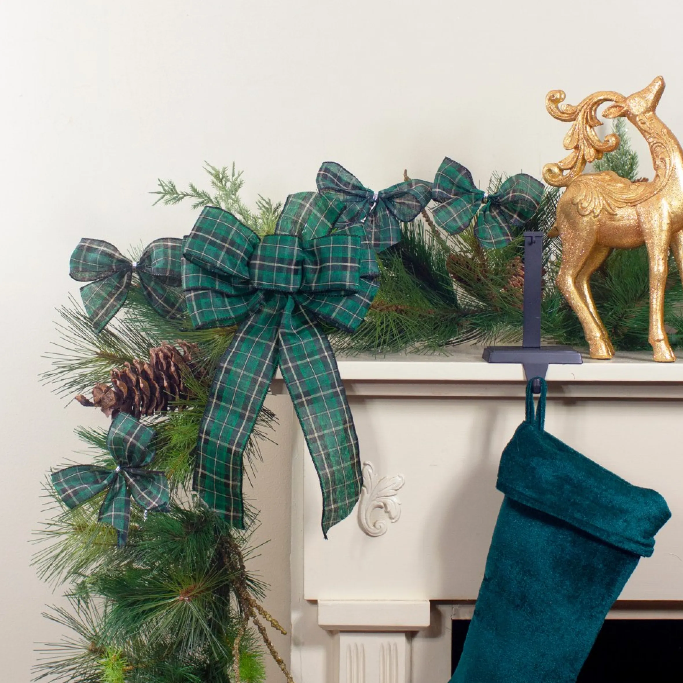 Pack Of 6 Green And Black 2 Loop Christmas Bow Decorations 5.5"