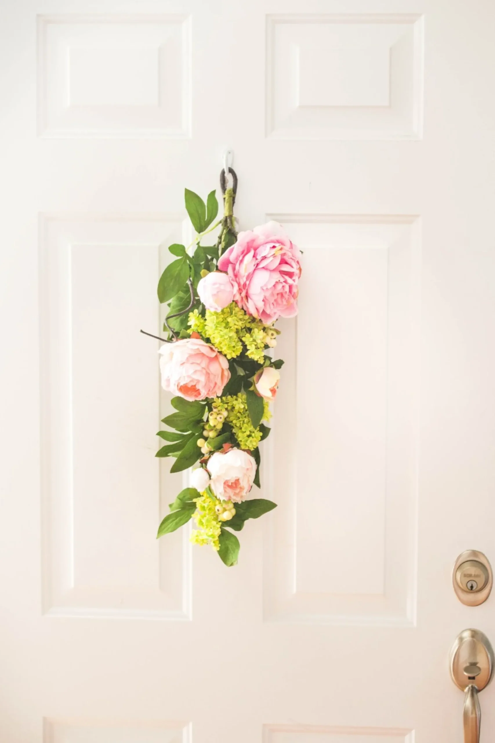 24" Peony And Hydrangea Artificial Spring Teardrop Swag, Unlit