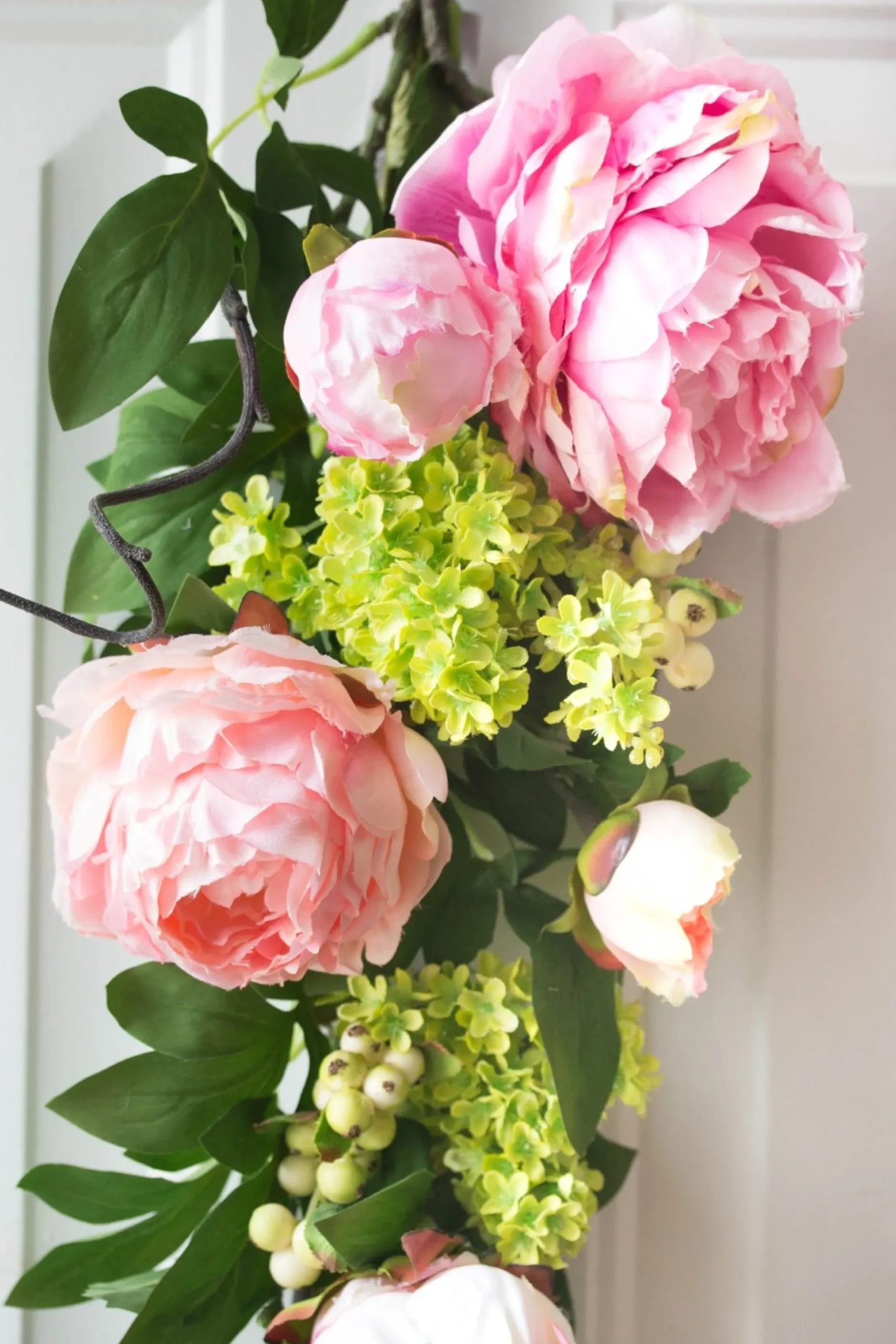 24" Peony And Hydrangea Artificial Spring Teardrop Swag, Unlit