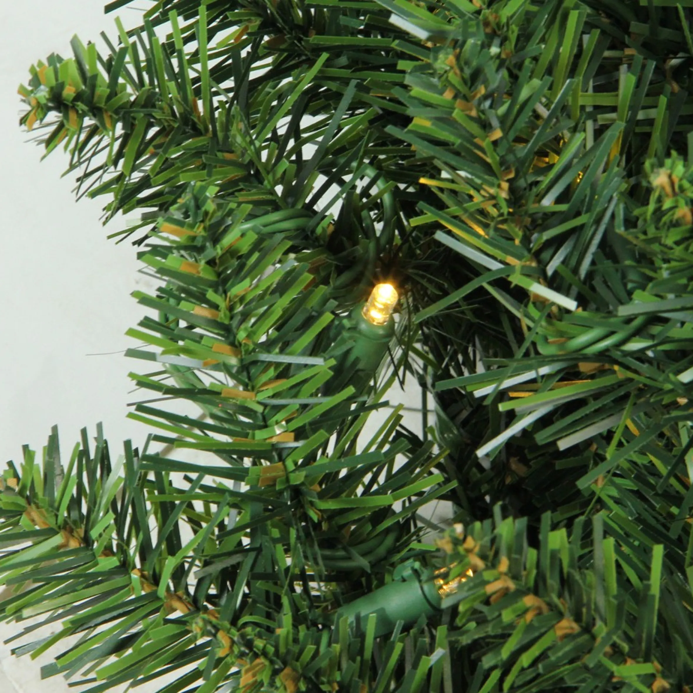 Pre-Lit Buffalo Fir Artificial Christmas Wreath - 24-Inch, Warm White Led Lights
