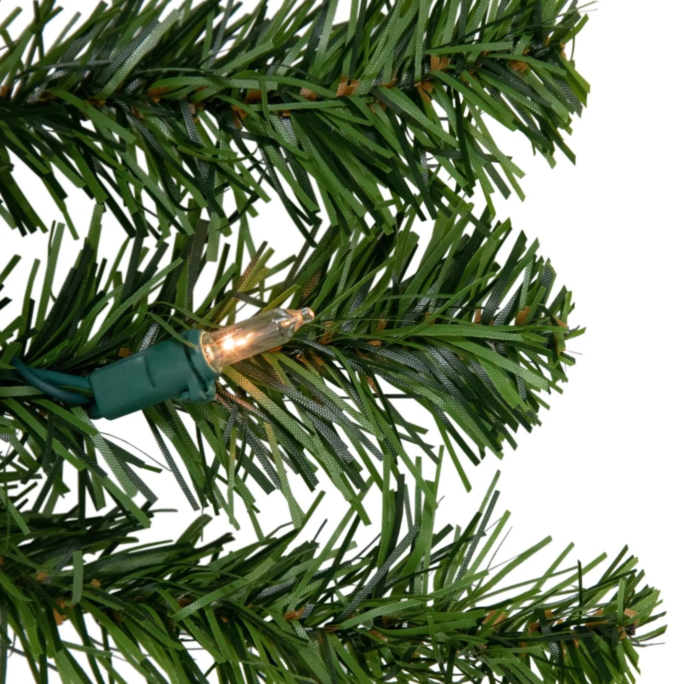 Pre-Lit Canadian Pine Artificial Christmas Wreath - 48-Inch, Clear Lights