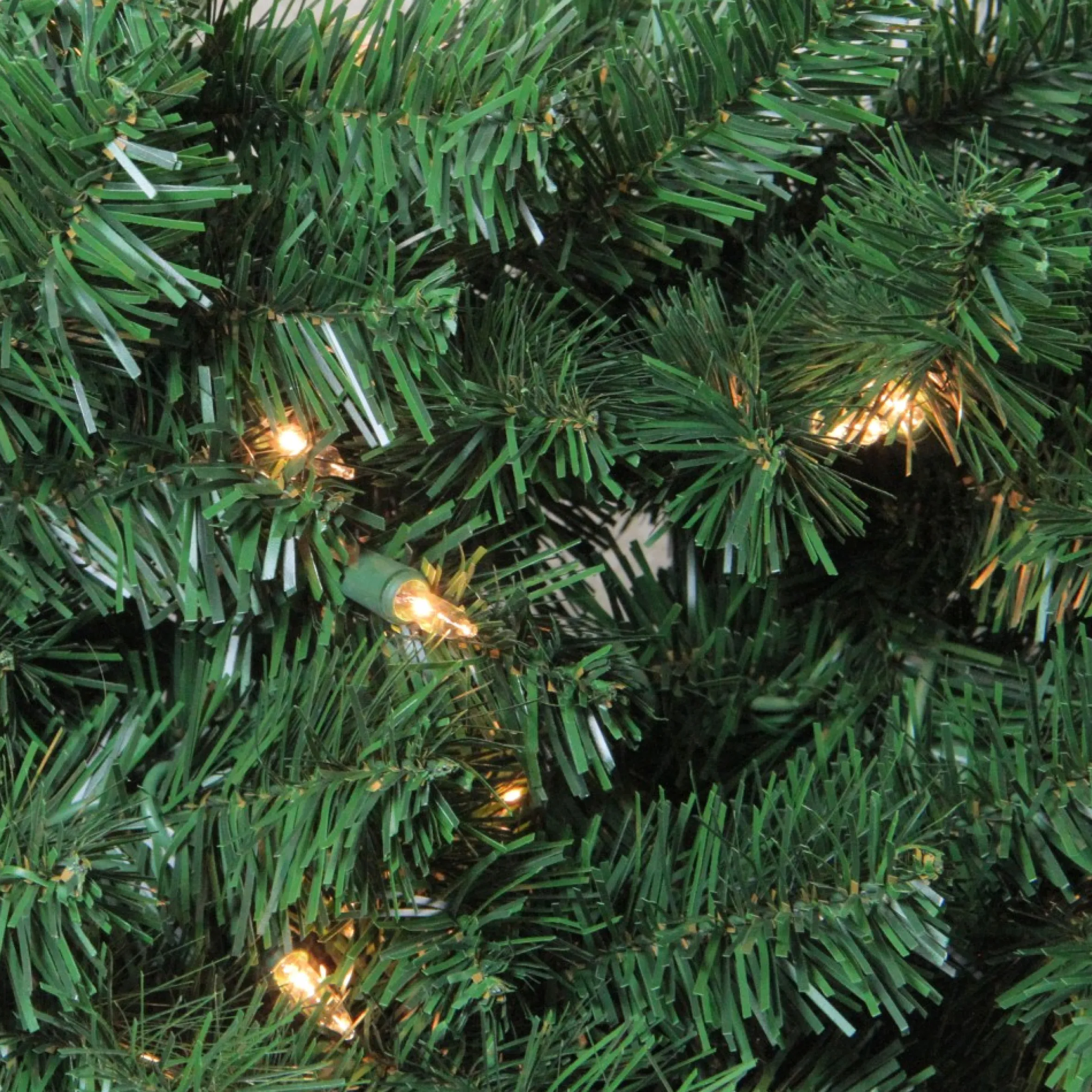 Pre-Lit Deluxe Windsor Pine Artificial Christmas Wreath - 60-Inch, Clear Lights