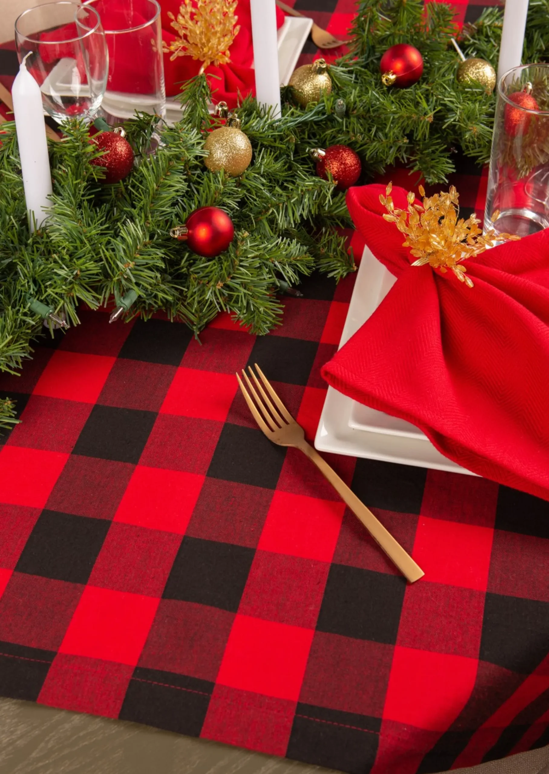Red And Black Buffalo Plaid Rectangular Christmas Tablecloth 60" X 104"