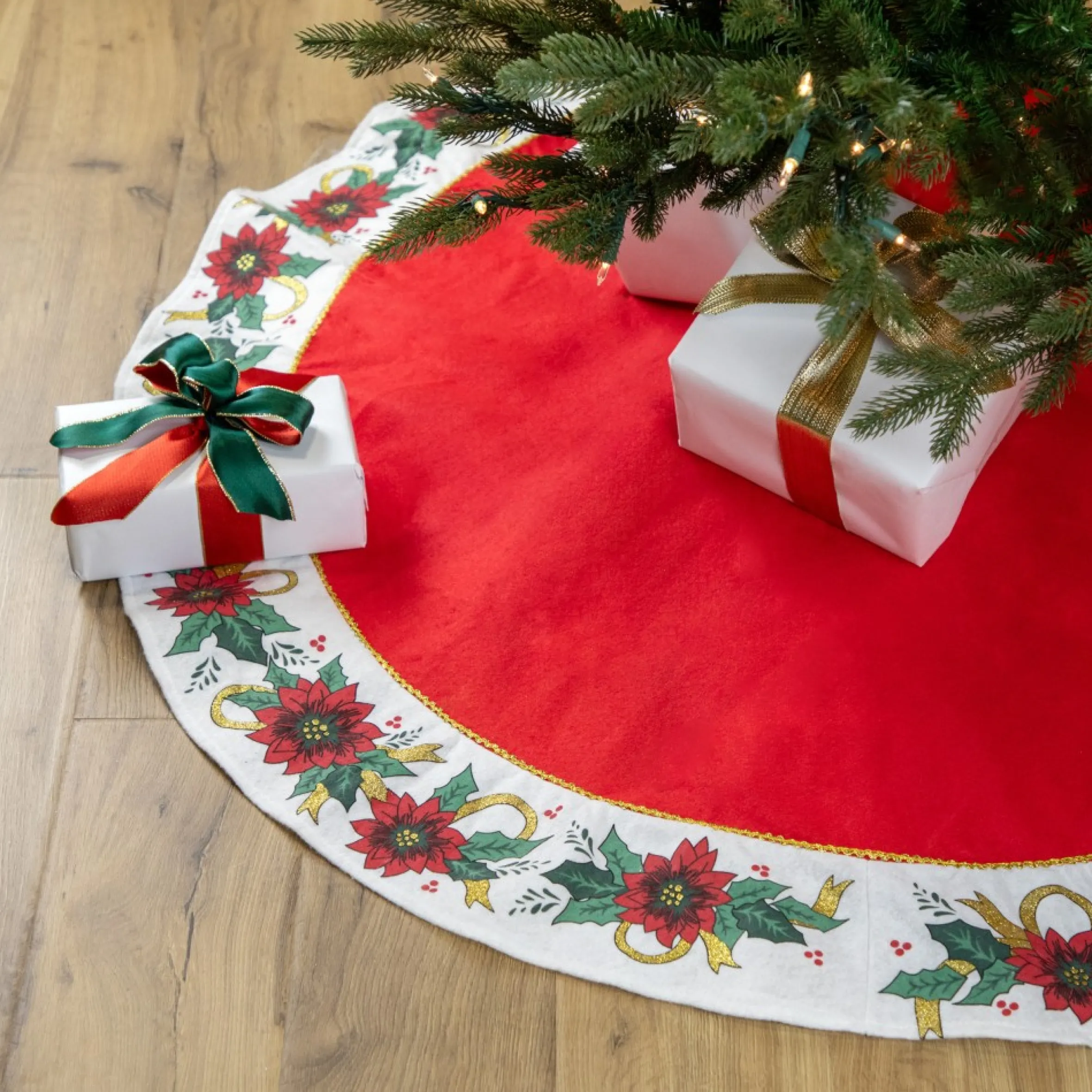 48" Red And White Poinsettia Christmas Tree Skirt