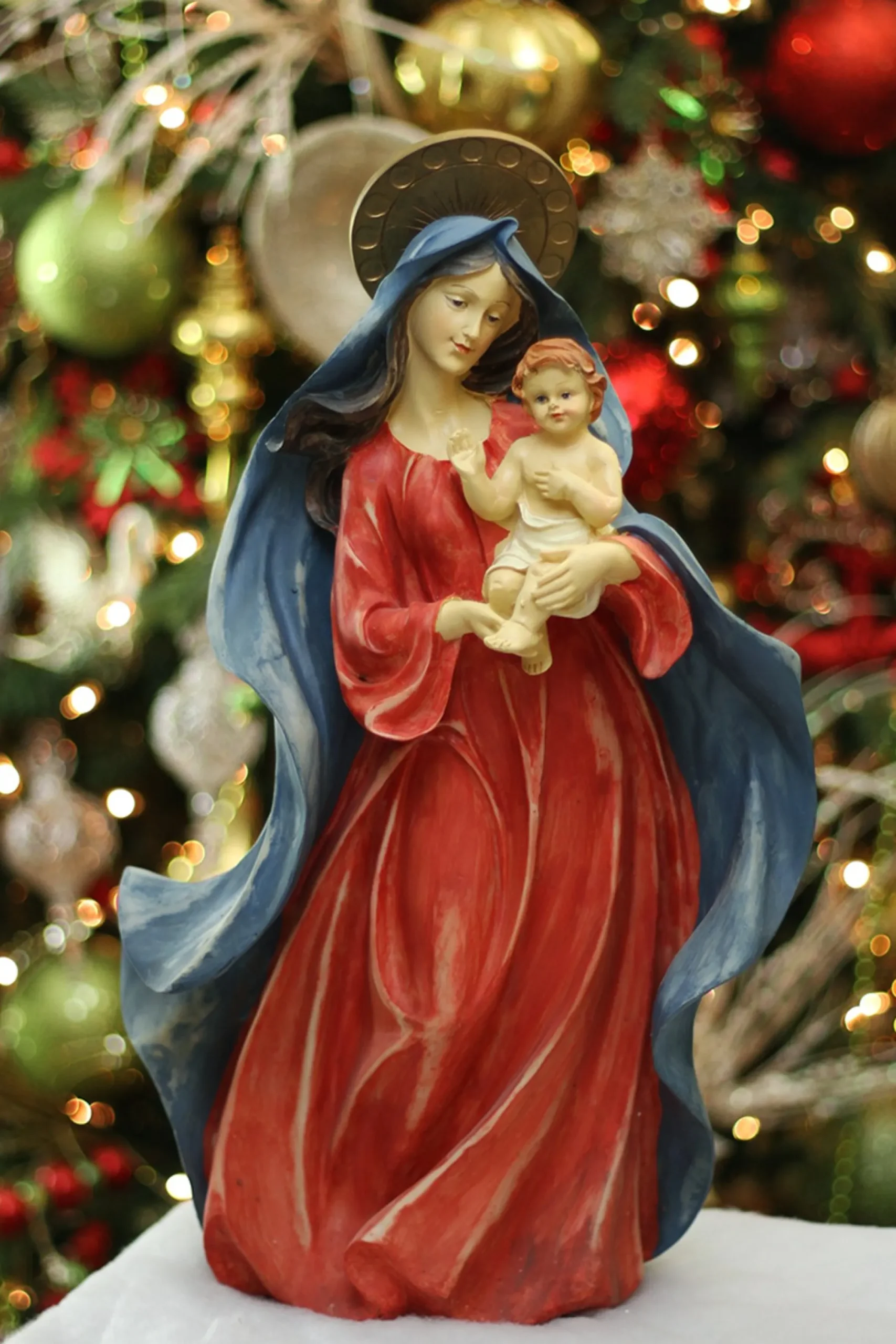 18.5" Religious Virgin Mary With Baby Jesus Christmas Nativity Figure