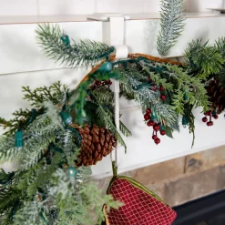 Set Of 3 Cotton White Christmas Mantle Garland And Stocking Hanger