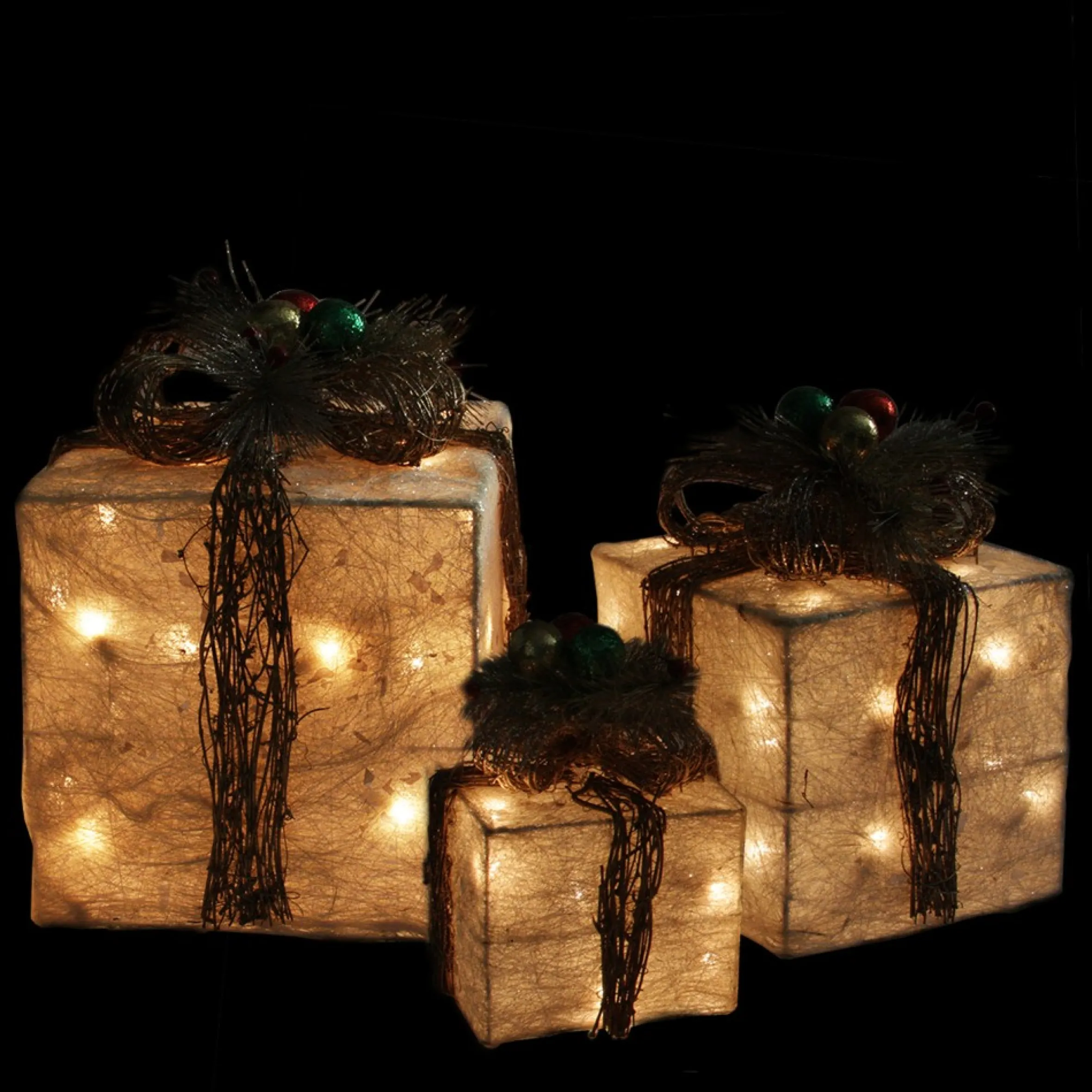 Set Of 3 Lighted Cream Gift Boxes With Twine Bows Outdoor Christmas Decorations 10"