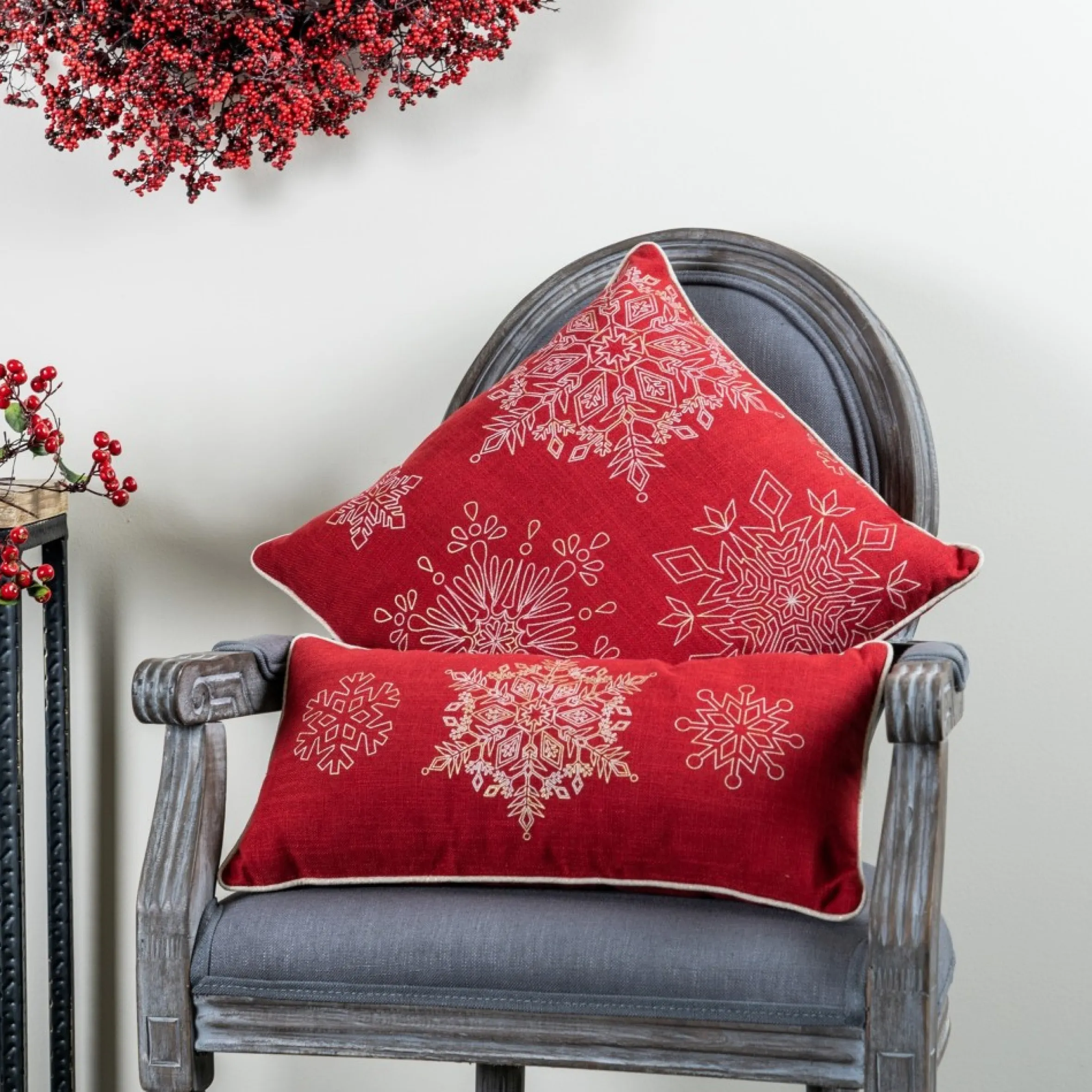 Set Of 2 Red And White Snowflake Christmas Throw Pillows 19"
