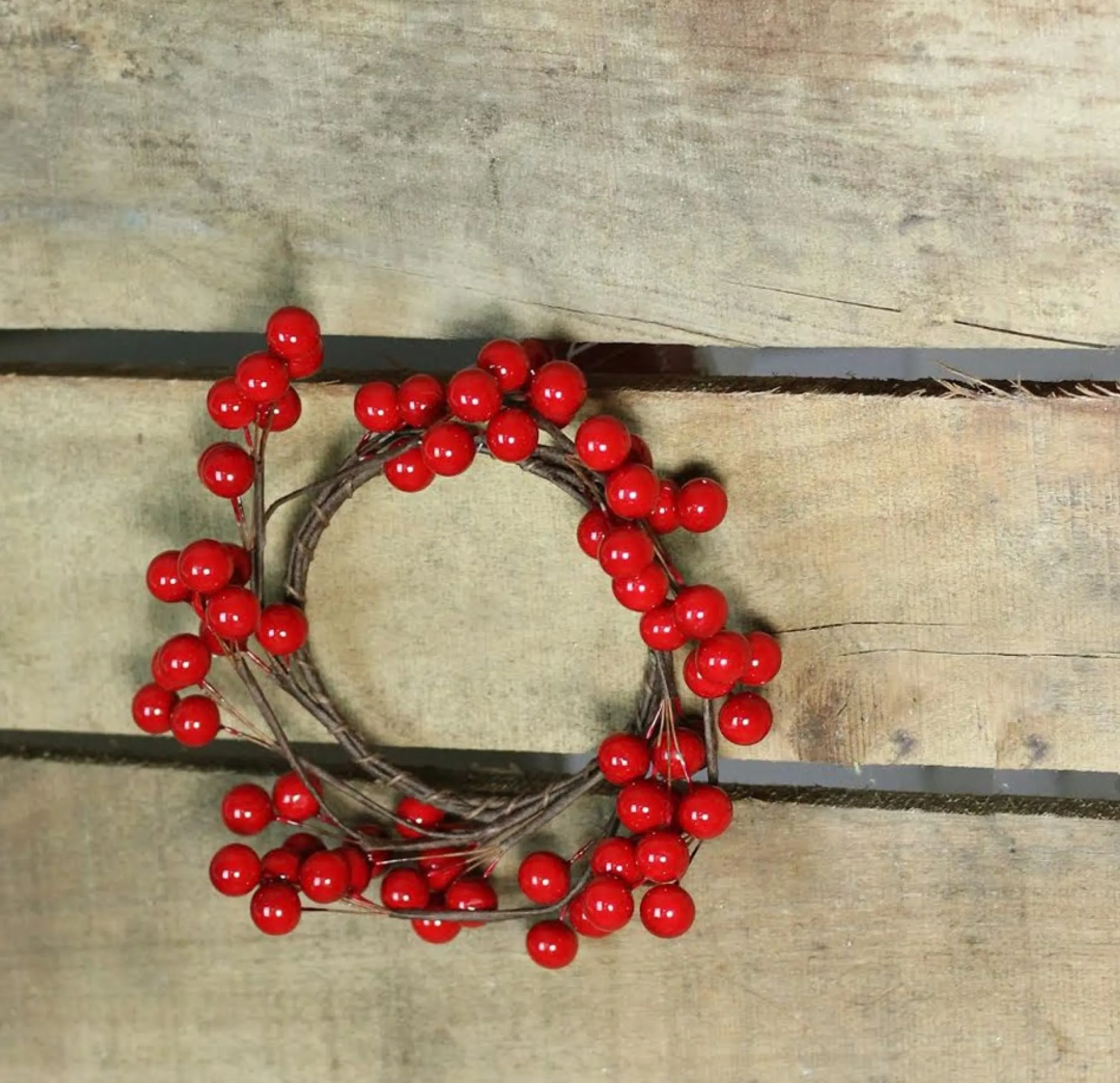 7" Shiny Red Berries Artificial Christmas Candle Ring