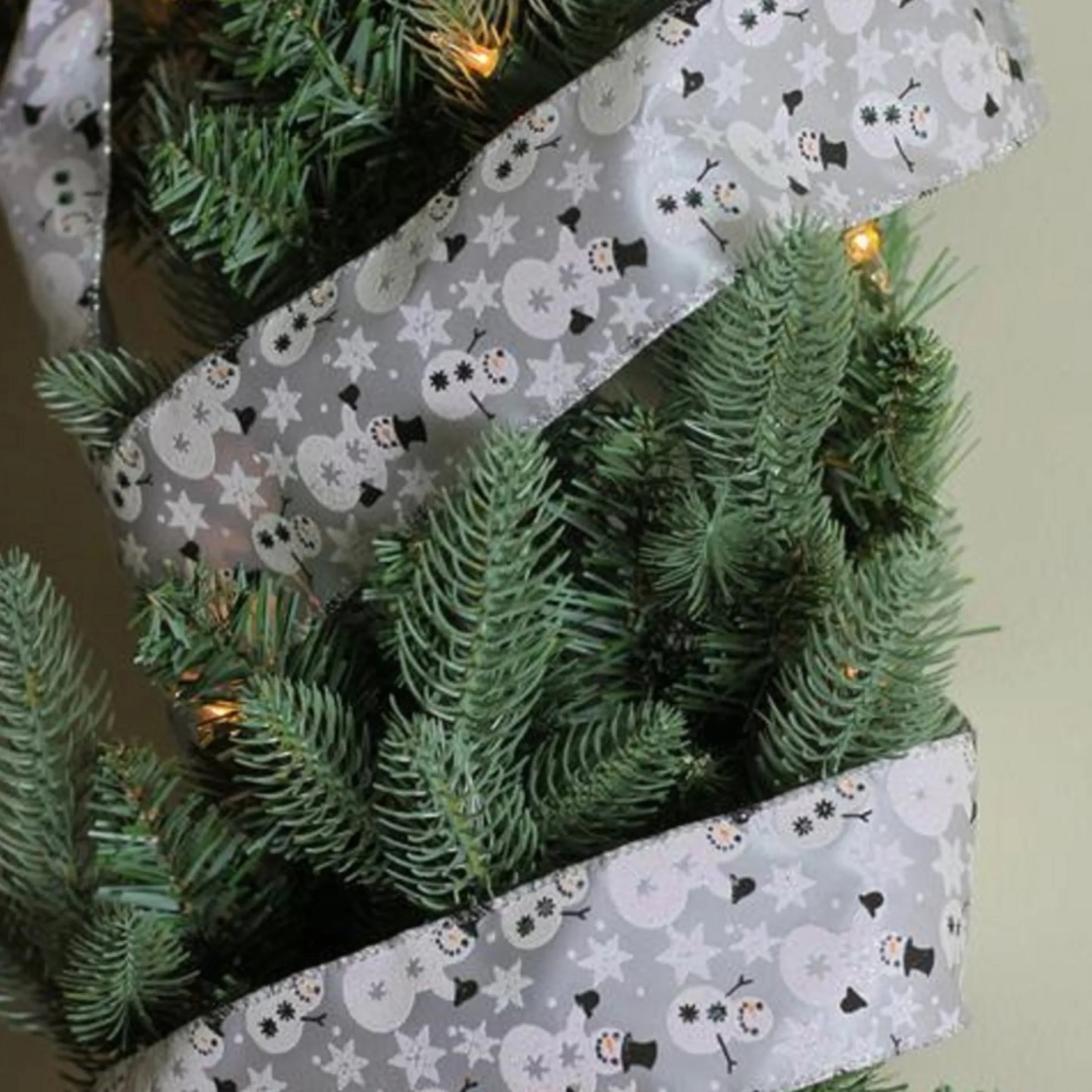 Silver Snowmen And Snowflakes Wired Christmas Craft Ribbon 2.5" X 10 Yards