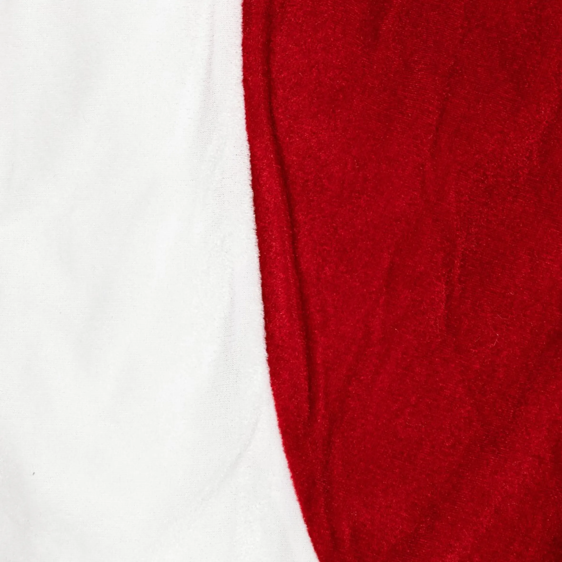 60" Traditional Red Christmas Tree Skirt With White Trim