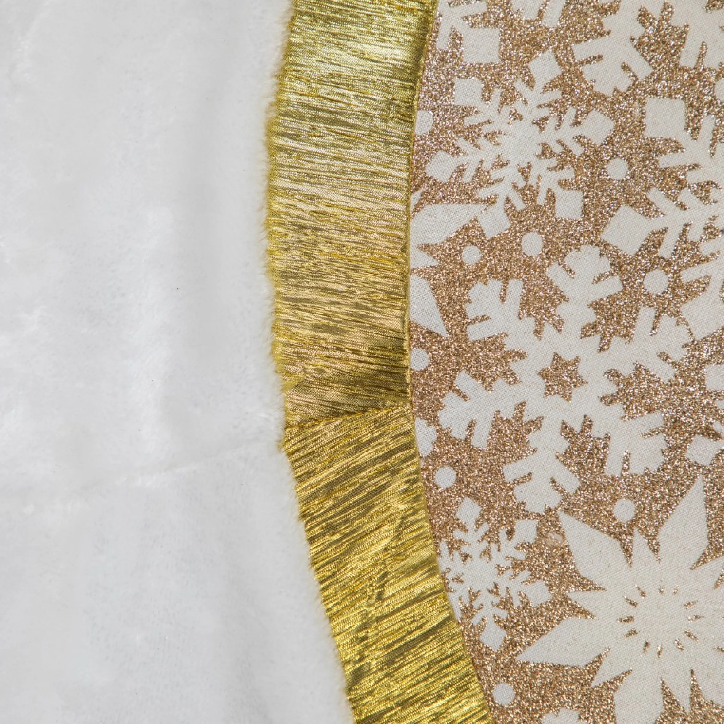48" White And Gold Snowflake Christmas Tree Skirt