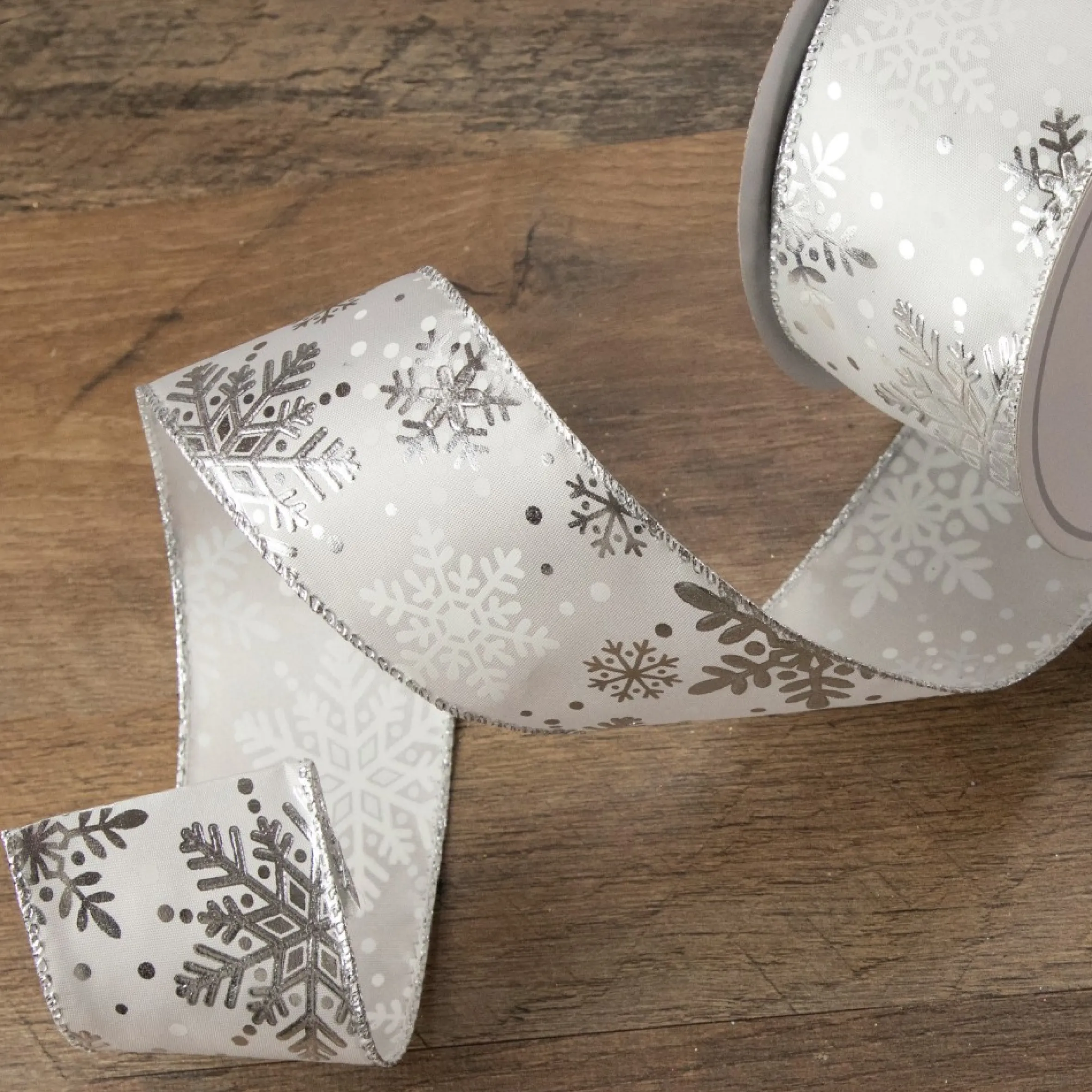 White And Silver Snowflake Christmas Wired Craft Ribbon 2.5" X 16 Yards