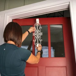 19.5" White Decorative Adjustable Wreath Hanger