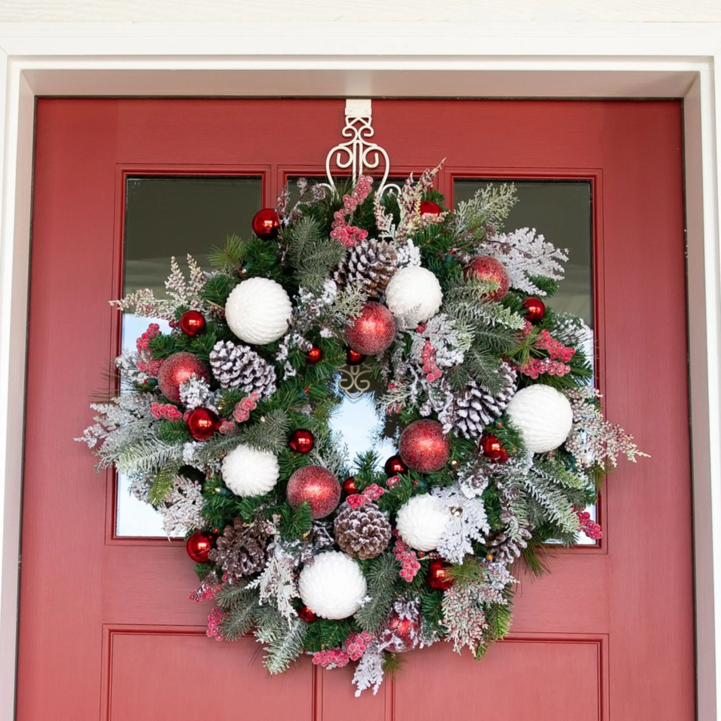 19.5" White Decorative Adjustable Wreath Hanger