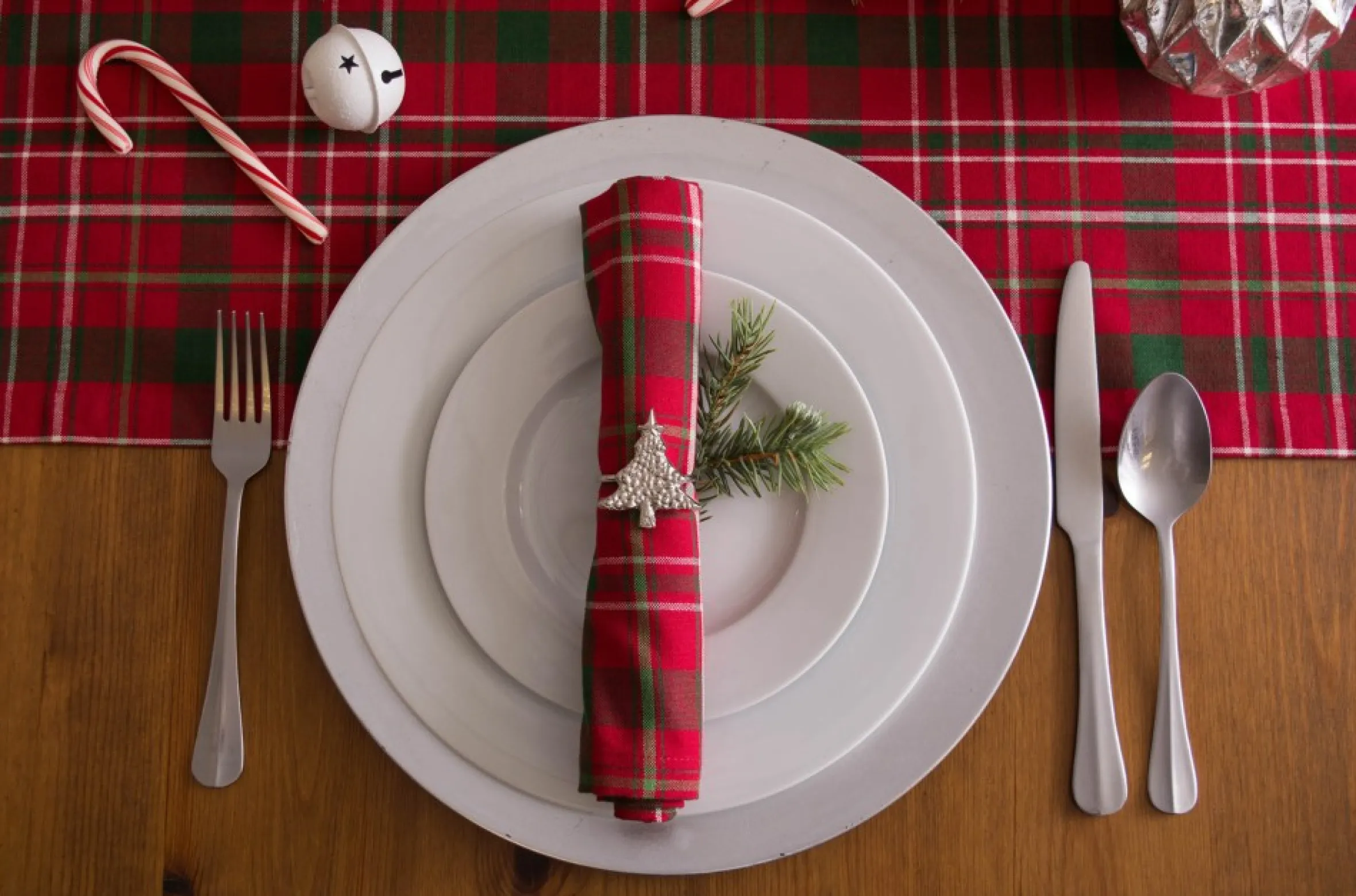 14" X 108" Red And Green Holly Plaid Pattern Rectangular Table Runner